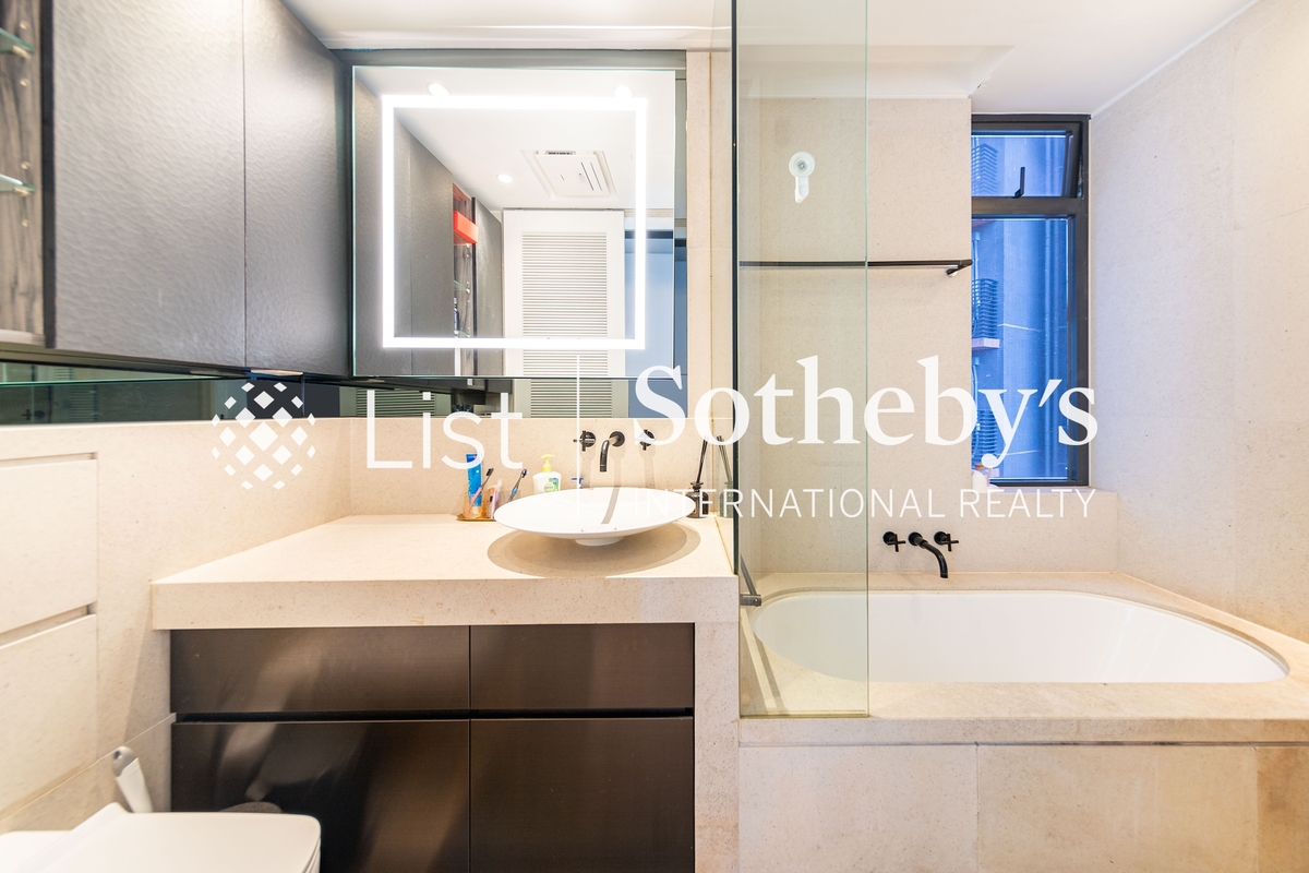 The Pavilia Hill 柏傲山 | Master Bathroom