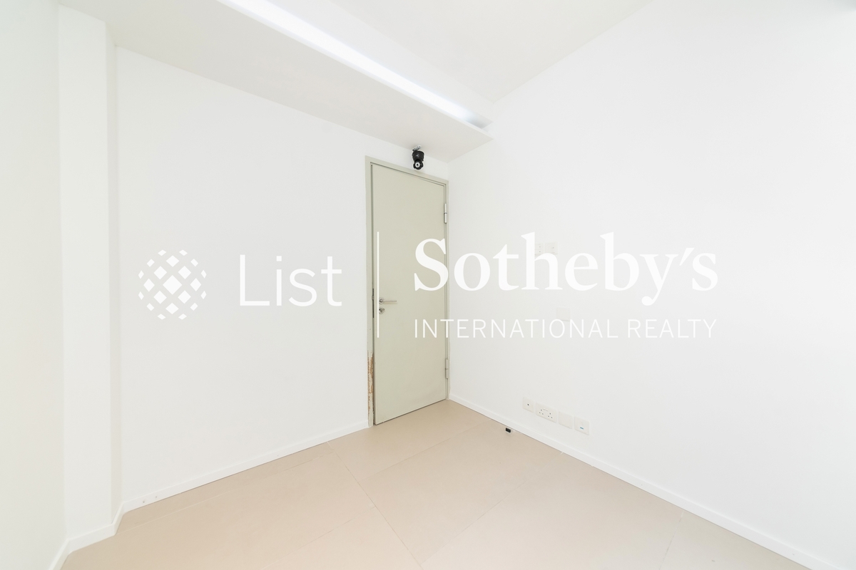 Broom Garden 蟠龍苑 | Second Bedroom