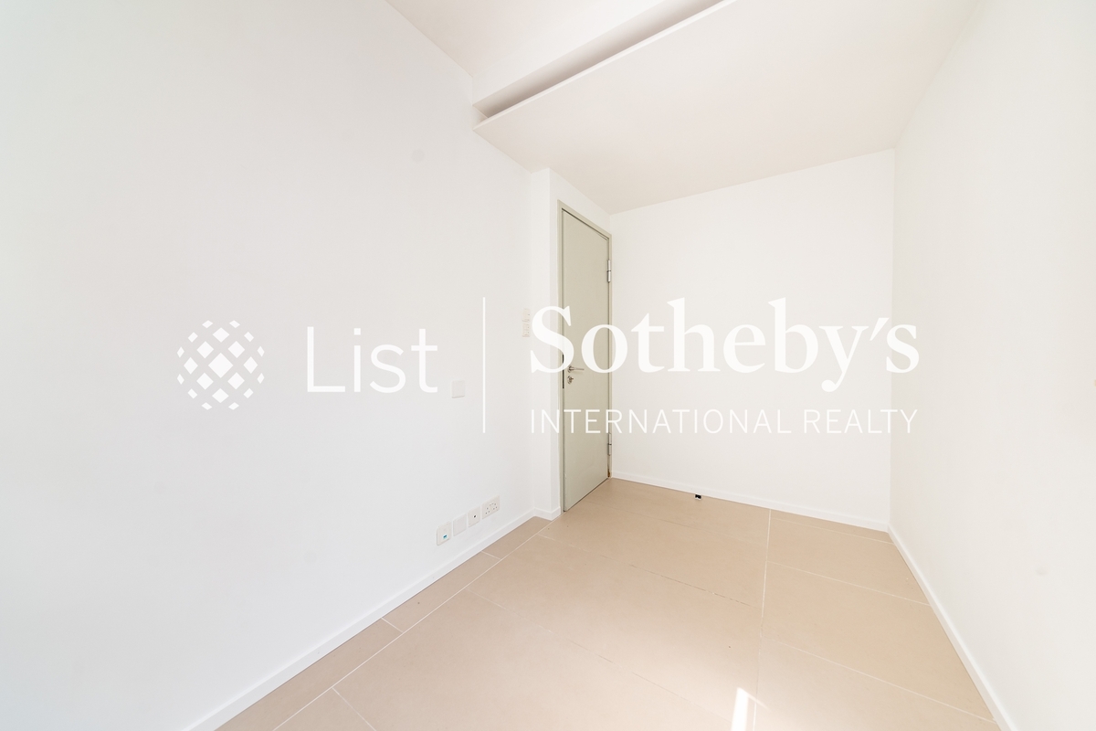 Broom Garden 蟠龍苑 | Third Bedroom