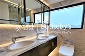 Yick King Building 億景樓 | Master Bathroom