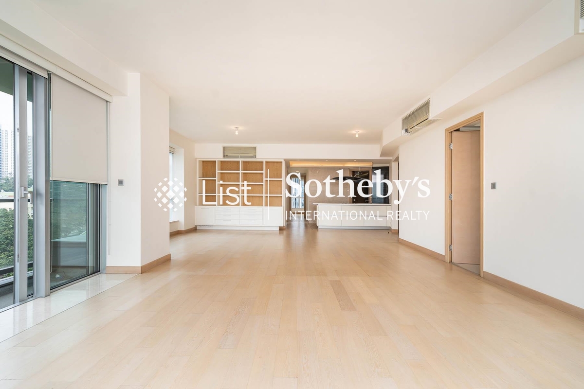 Marinella 深灣9號 | Living and Dining Room