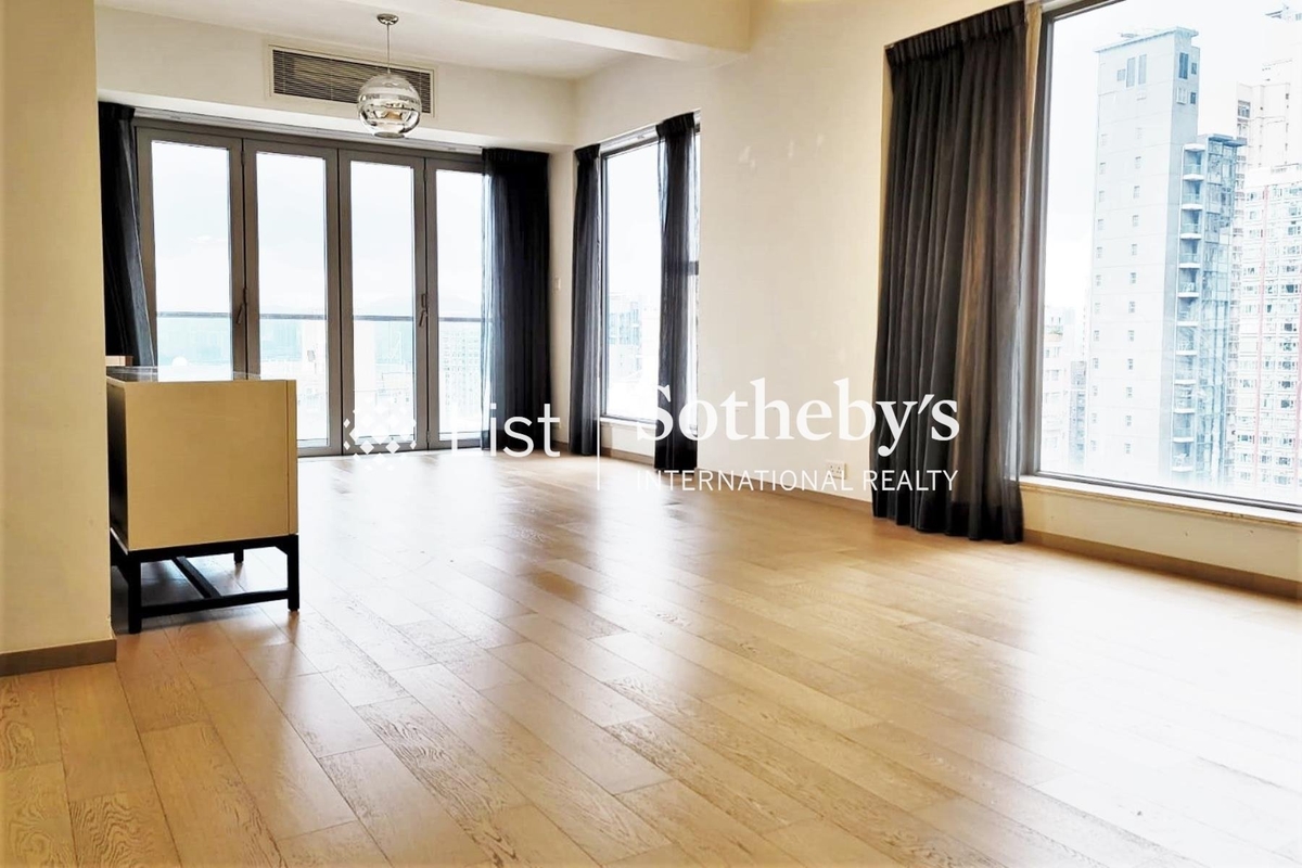 The Summa 高士台 | Living and Dining Room