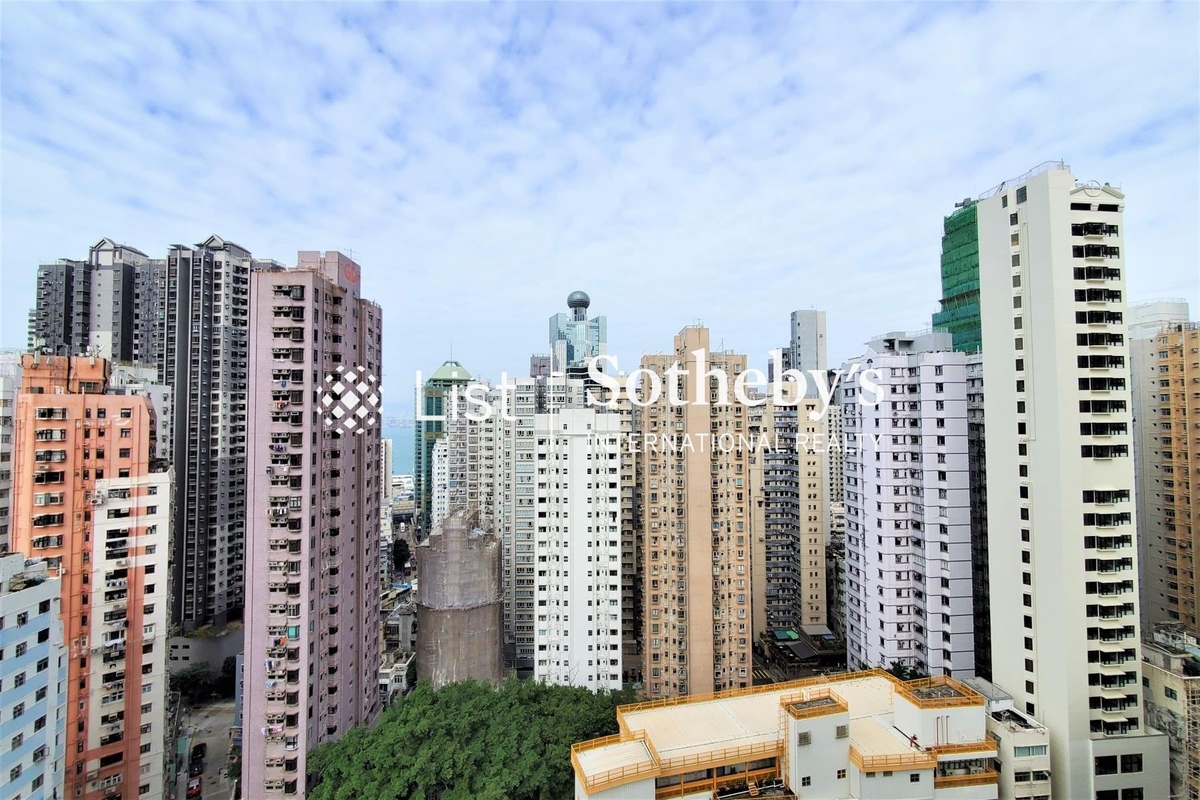 The Summa 高士台 | View from Living and Dining Room