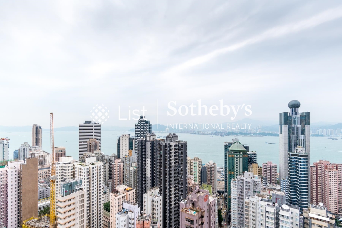 The Summa 高士台 | View from Living and Dining Room