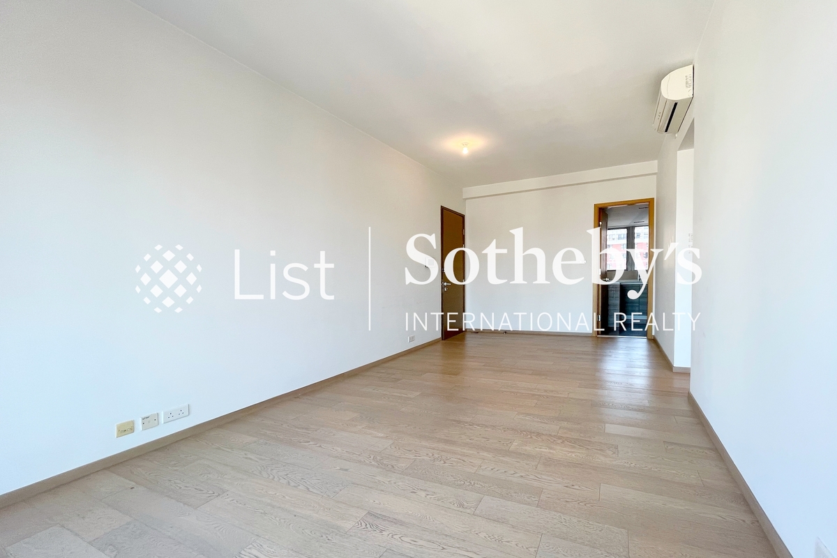 The Summa 高士台 | Living and Dining Room