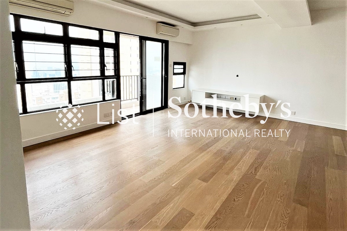 Flora Garden 慧景園 | Living and Dining Room