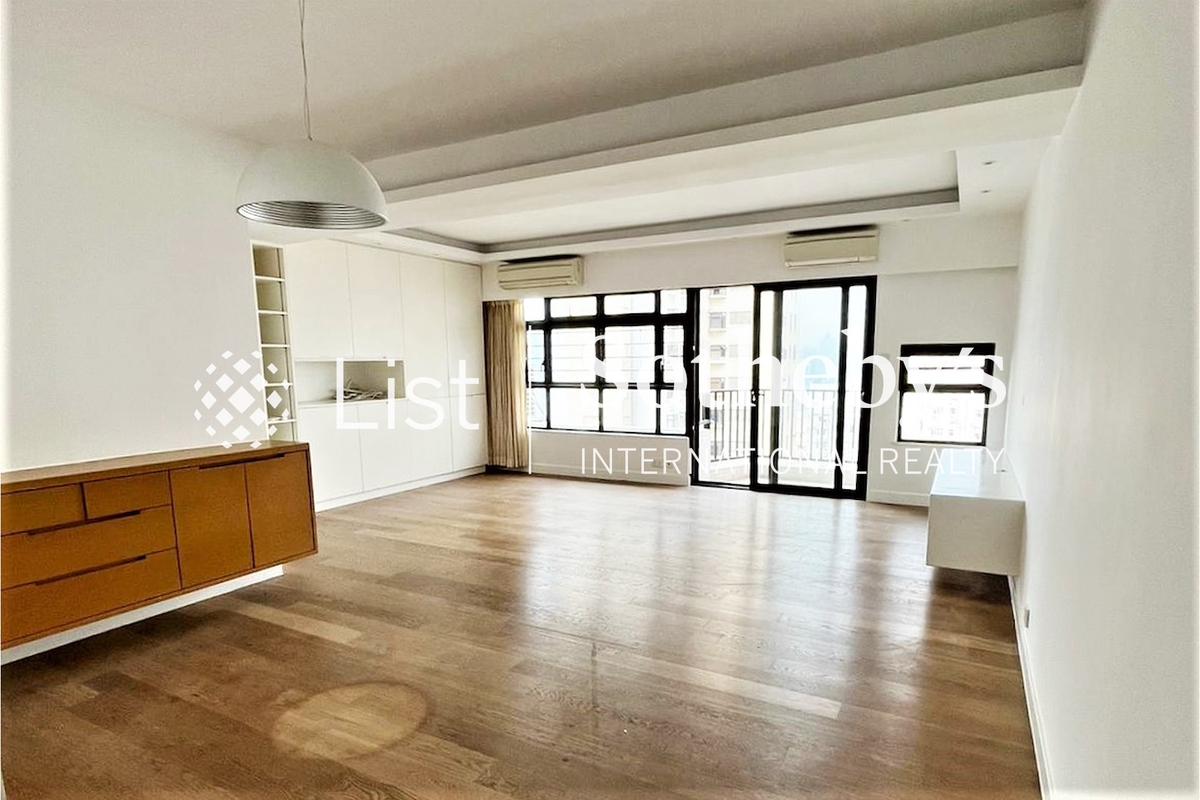 Flora Garden 慧景園 | Living and Dining Room