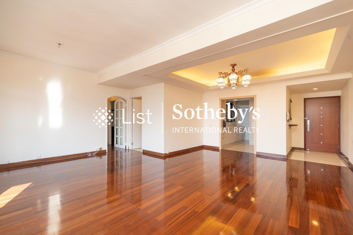 Flora Garden 慧景園 | Living and Dining Room