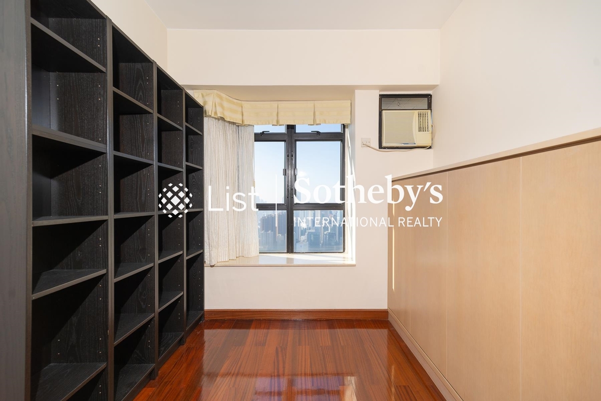 Flora Garden 慧景園 | Third Bedroom