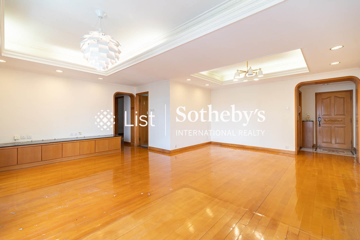 Flora Garden 慧景園 | Living and Dining Room