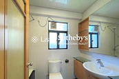 Flora Garden 慧景園 | Master Bathroom