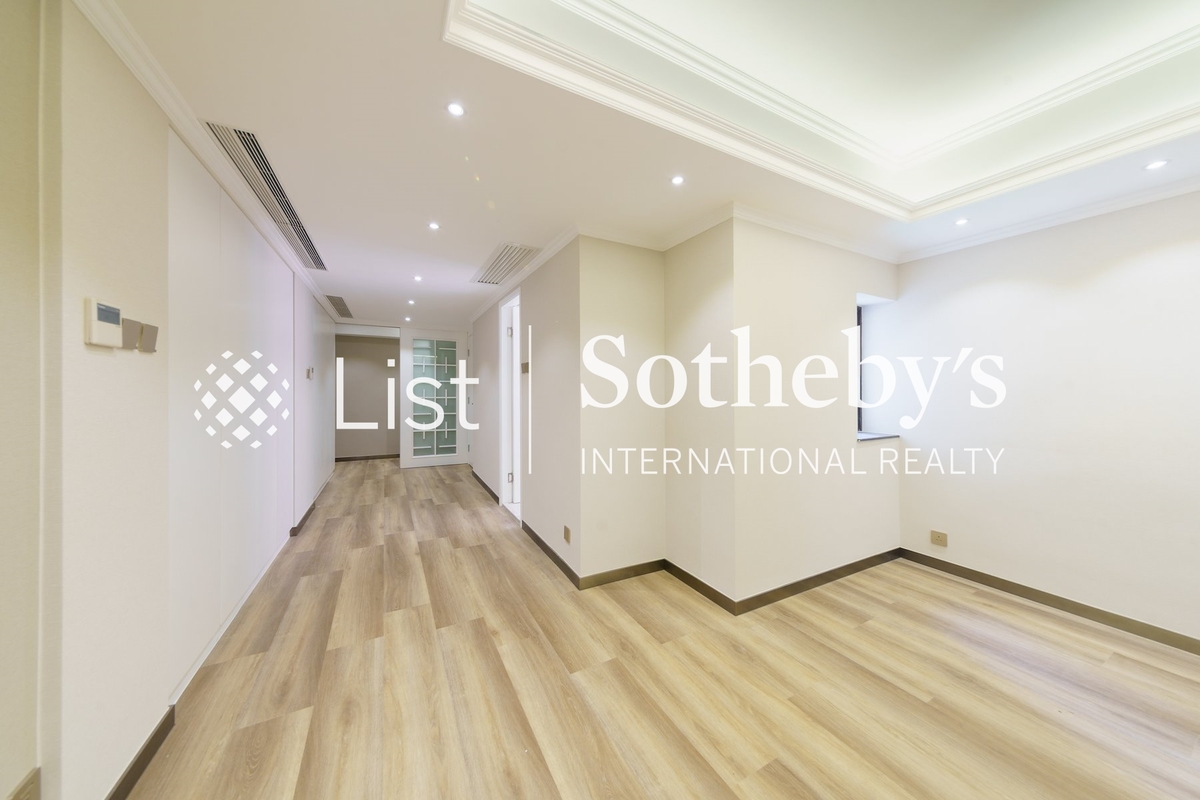 1 Robinson Road 羅便臣道1號 | Second En-suite Bedroom