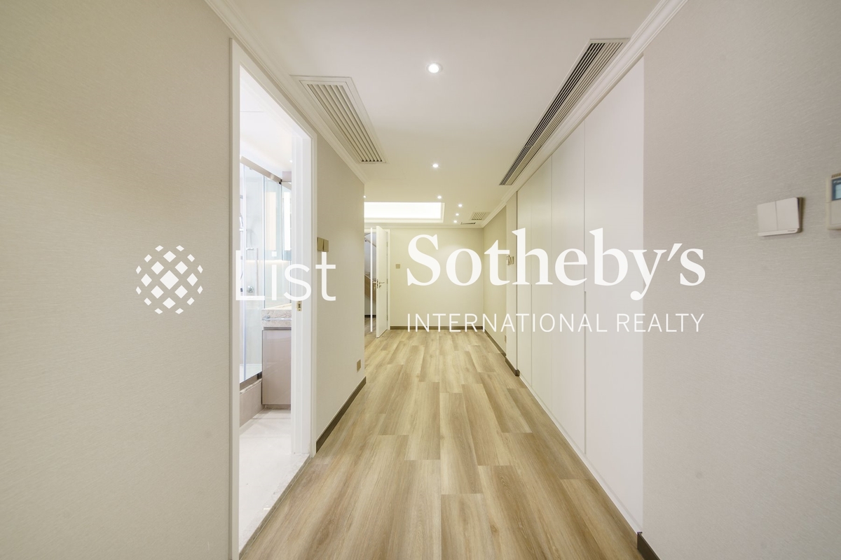 1 Robinson Road 羅便臣道1號 | Second En-suite Bedroom