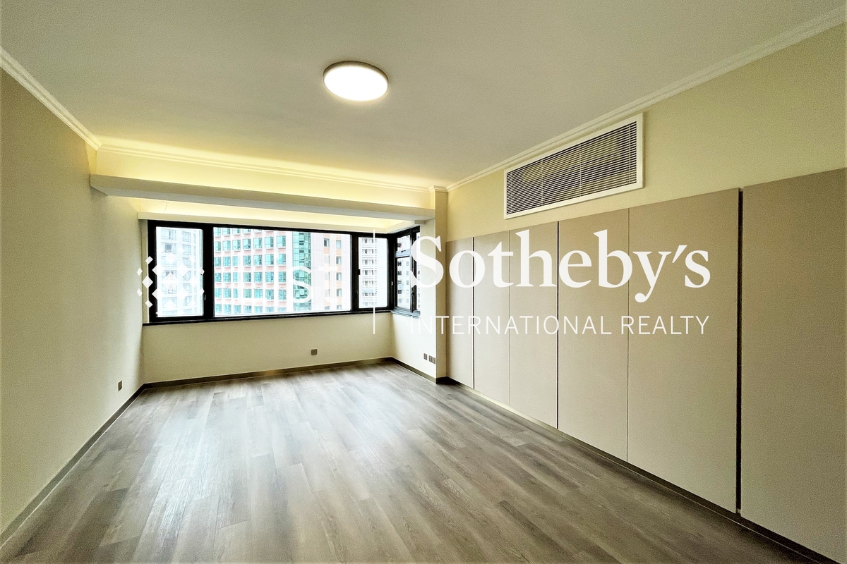 1 Robinson Road 羅便臣道1號 | Master Bedroom