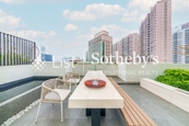 1 Robinson Road 罗便臣道1号 | Private Terrace off Living and Dining Room