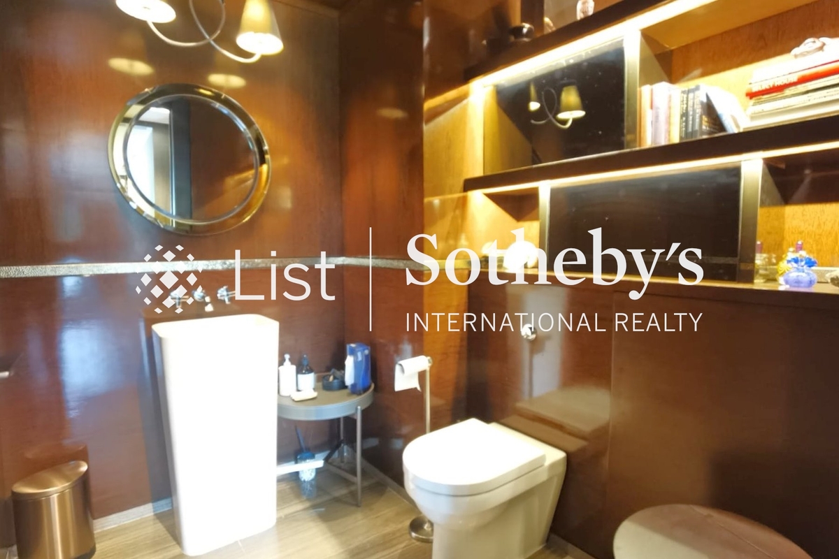 No. 339 Tai Hang Road 大坑道339號 | Guest Powder Room