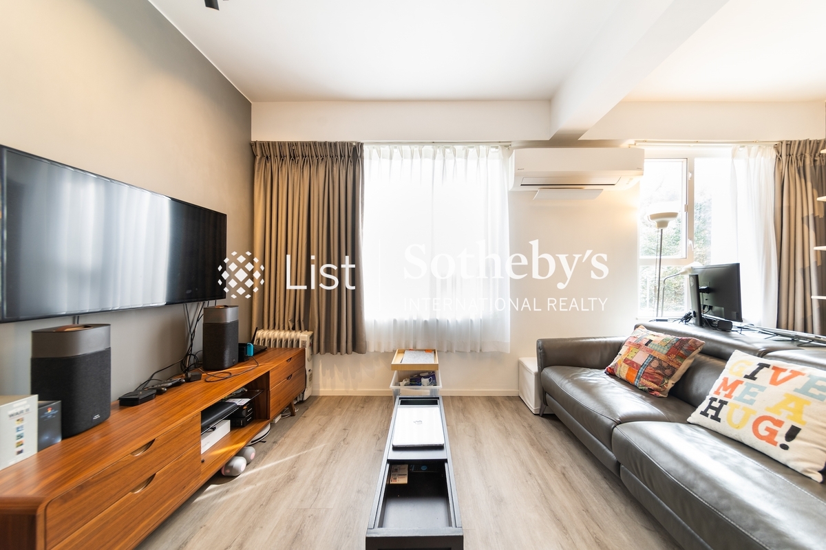 Gold King Mansion 高景大厦 | Living Area