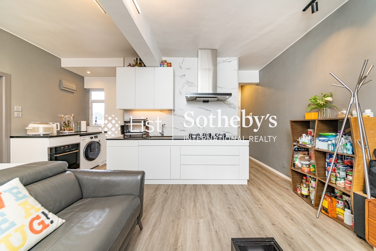 Gold King Mansion 高景大厦 | Open Kitchen