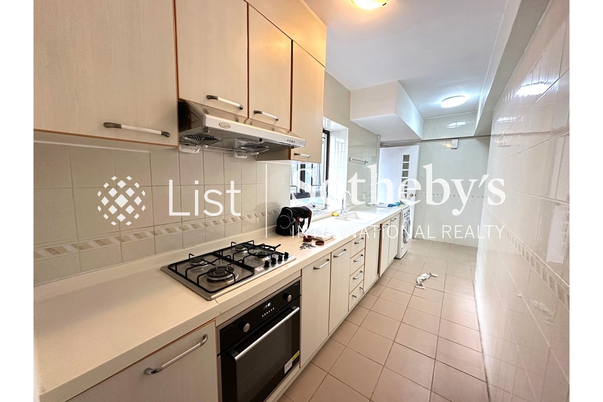 Gardenview Heights 嘉景臺 | Kitchen