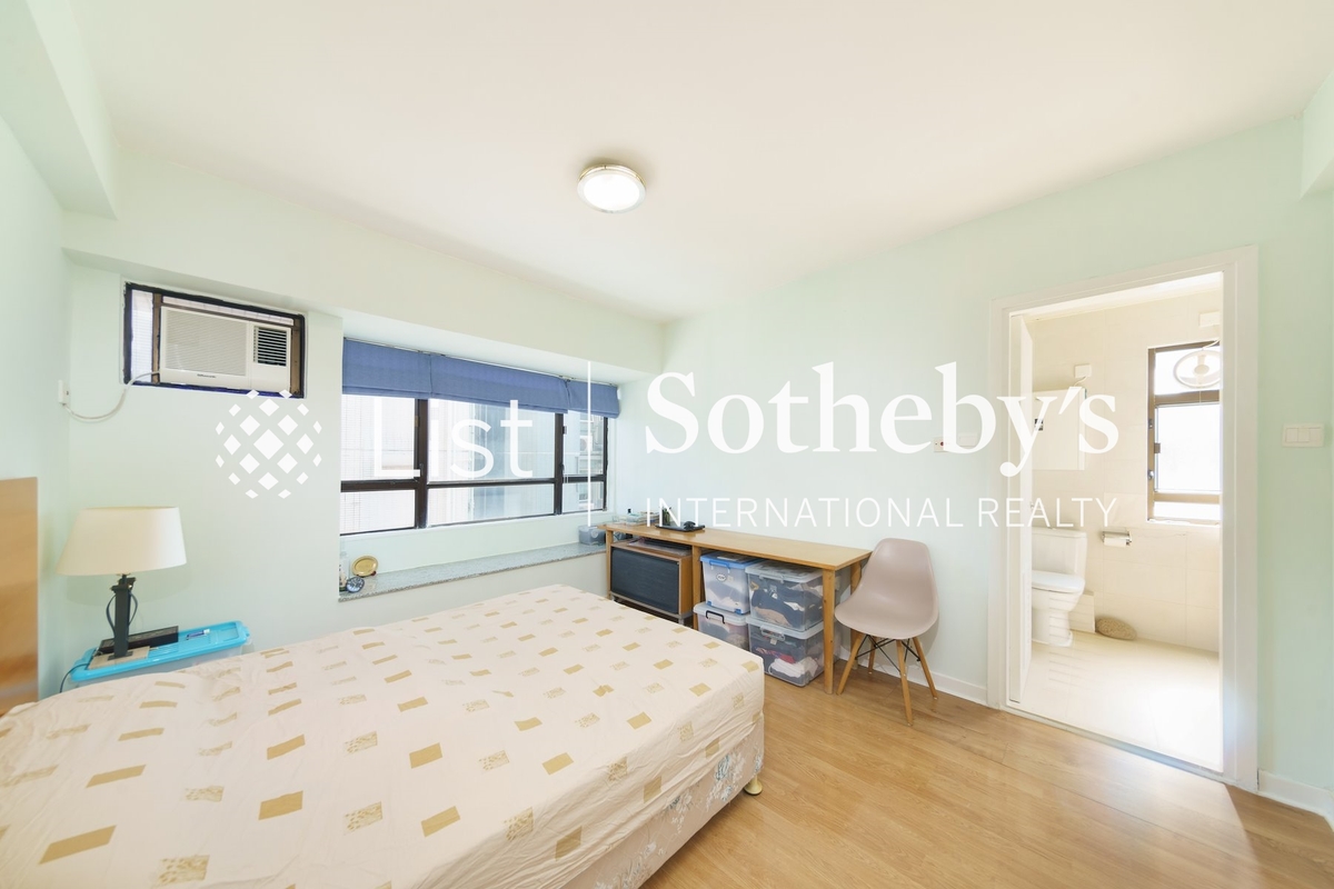 Gardenview Heights 嘉景臺 | Master Bedroom