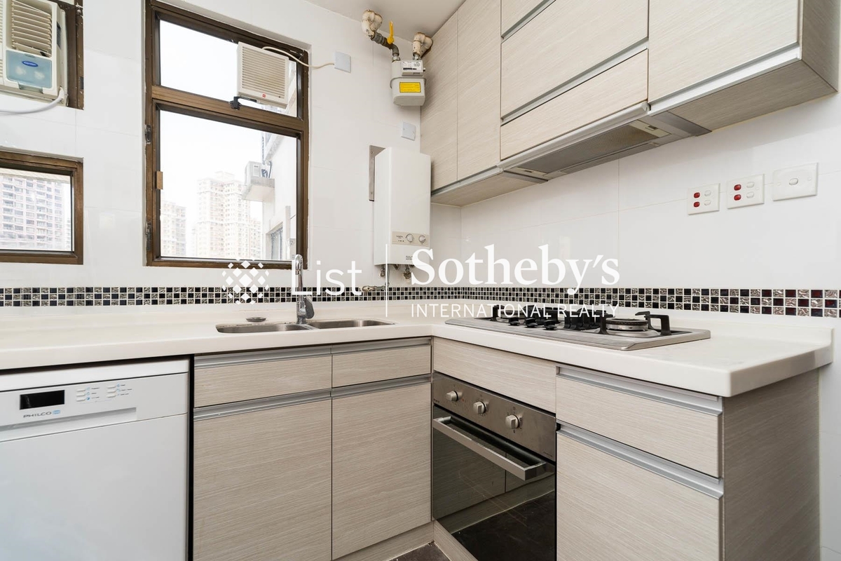 2 Old Peak Road 舊山頂道2號 | Kitchen