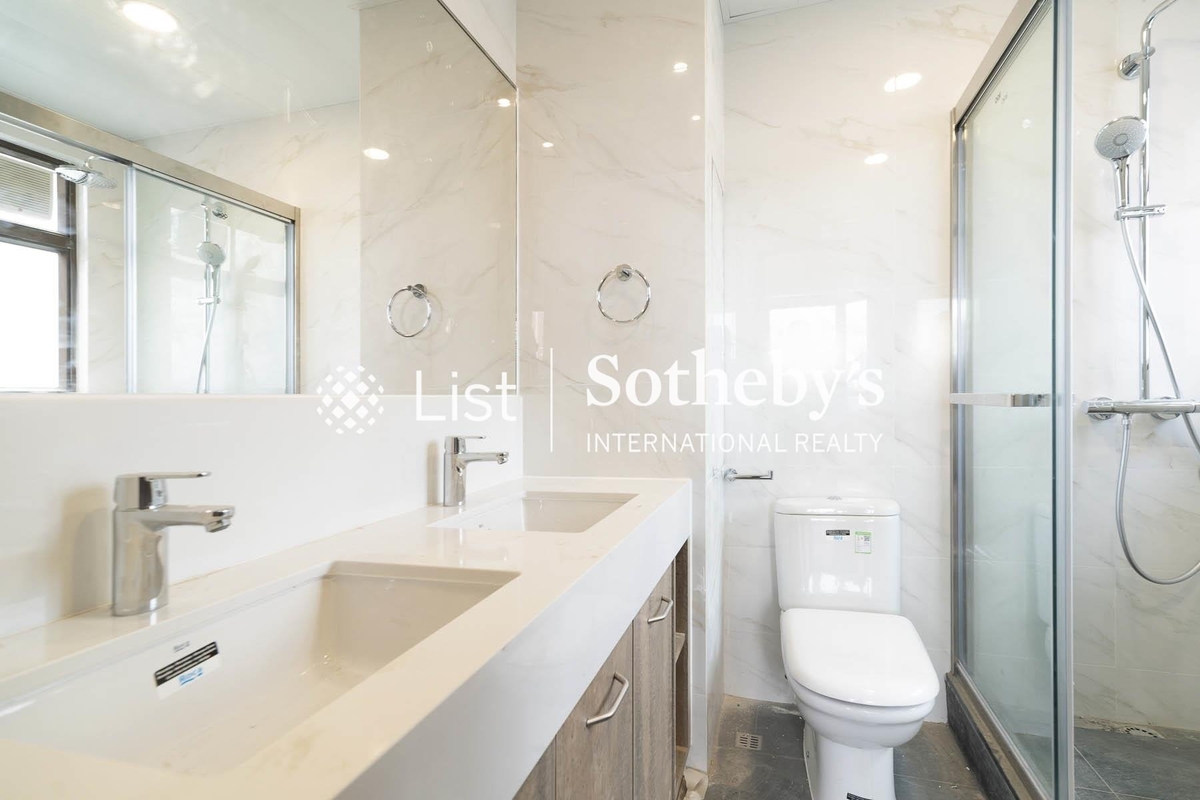 2 Old Peak Road 舊山頂道2號 | Master Bathroom