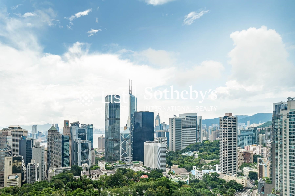 2 Old Peak Road 舊山頂道2號 | View from Living and Dining Room