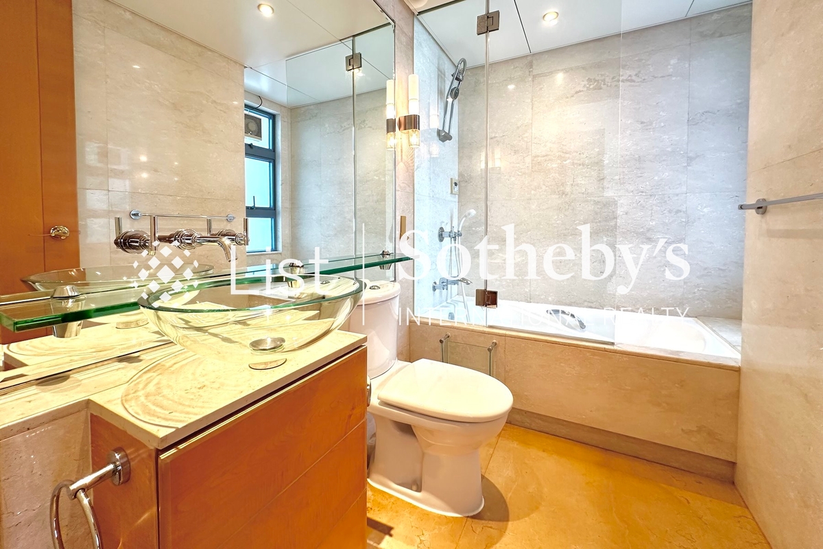 Residence Bel-Air Phase 1 貝沙灣第1期 | Master Bathroom