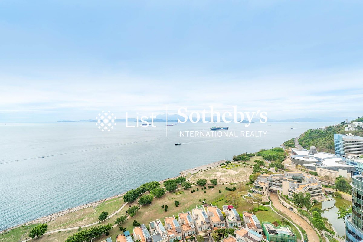 Residence Bel-Air Phase 1 貝沙灣第1期 | View from Living and Dining Room
