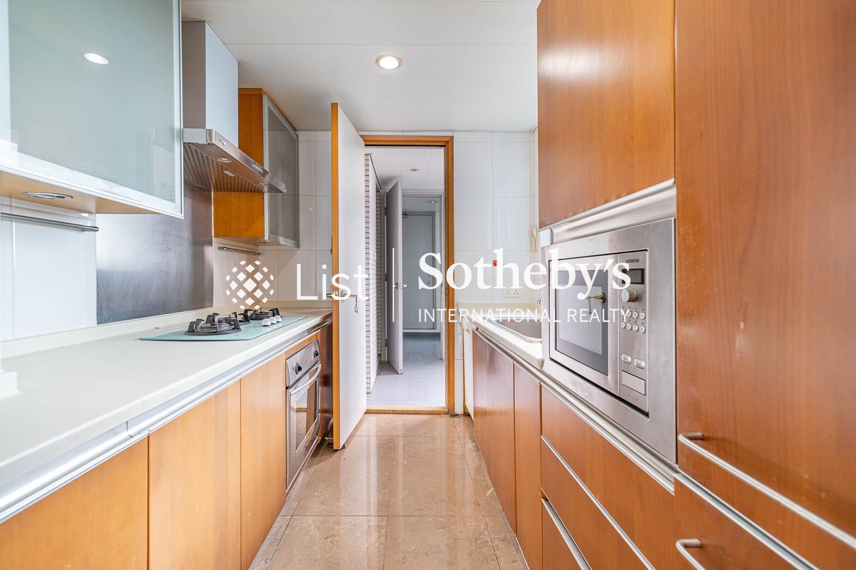 Residence Bel-Air Phase 1 貝沙灣第1期 | Kitchen