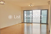 Residence Bel-Air Phase 1 貝沙灣第1期 | Living and Dining Room