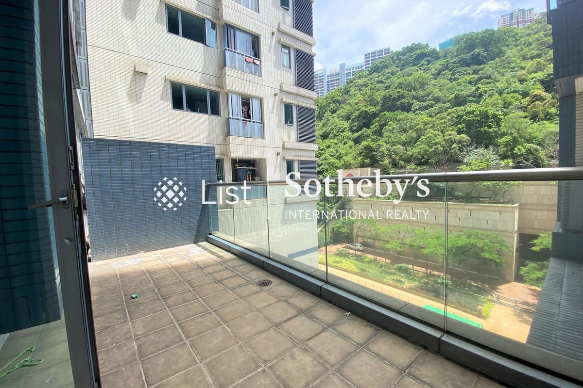 Residence Bel-Air Phase 1 貝沙灣第1期 | Private Terrace off Third Bedroom