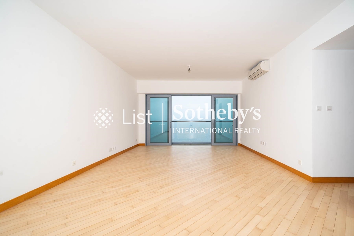 Residence Bel-Air Phase 1 贝沙湾第1期 | Living and Dining Room