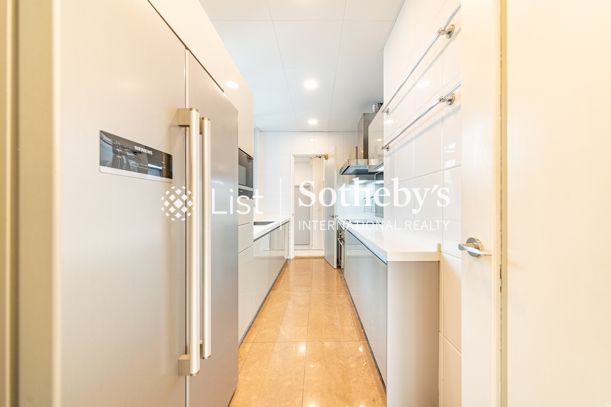 Residence Bel-Air Phase 1 貝沙灣第1期 | Kitchen