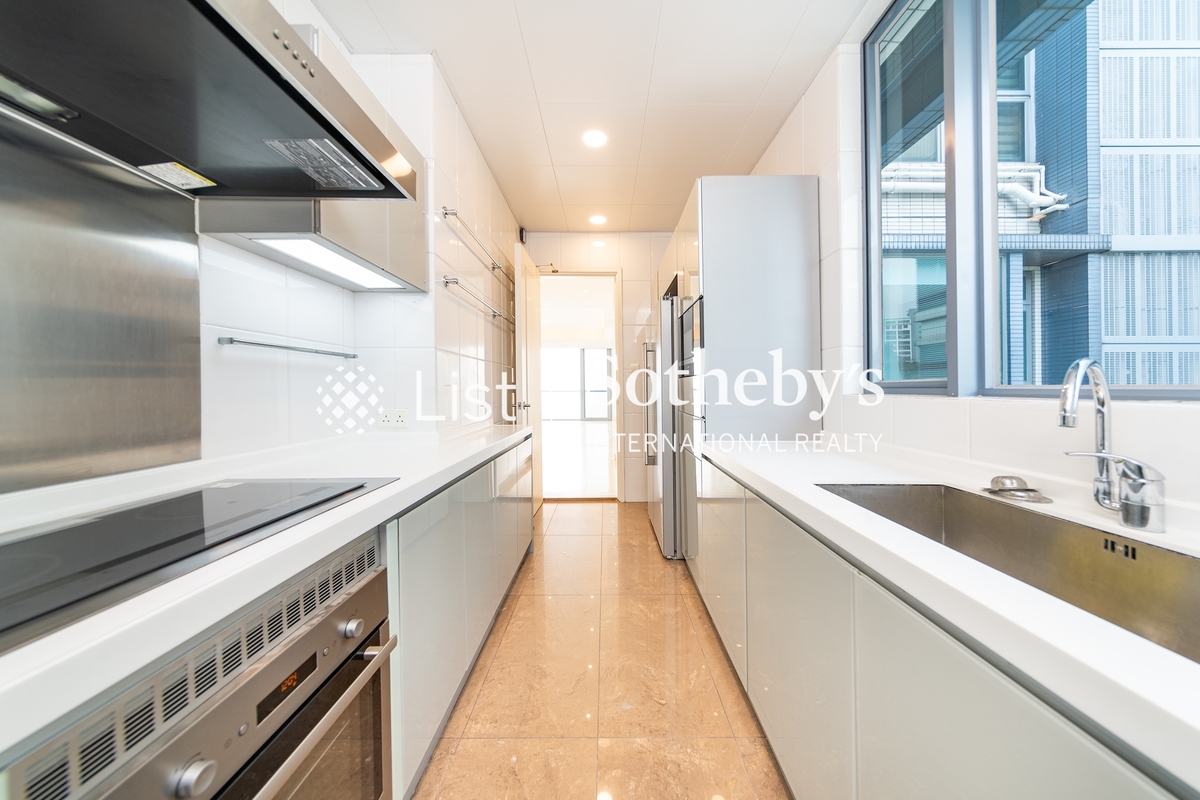 Residence Bel-Air Phase 1 貝沙灣第1期 | Kitchen