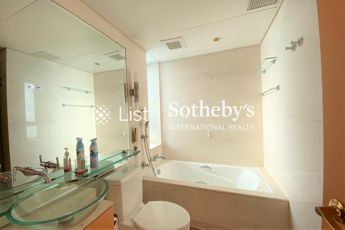 Residence Bel-Air Phase 1 貝沙灣第1期 | Master Bathroom