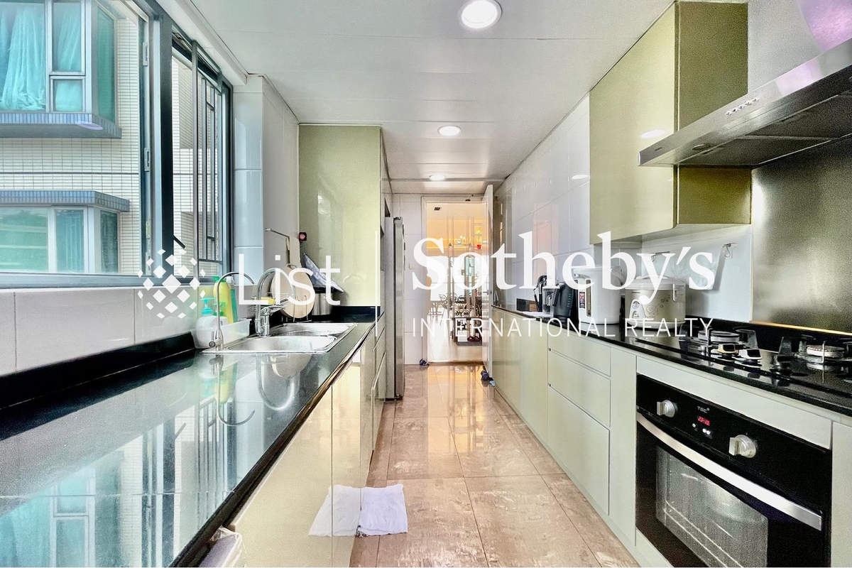 Residence Bel-Air Phase 1 貝沙灣第1期 | Kitchen