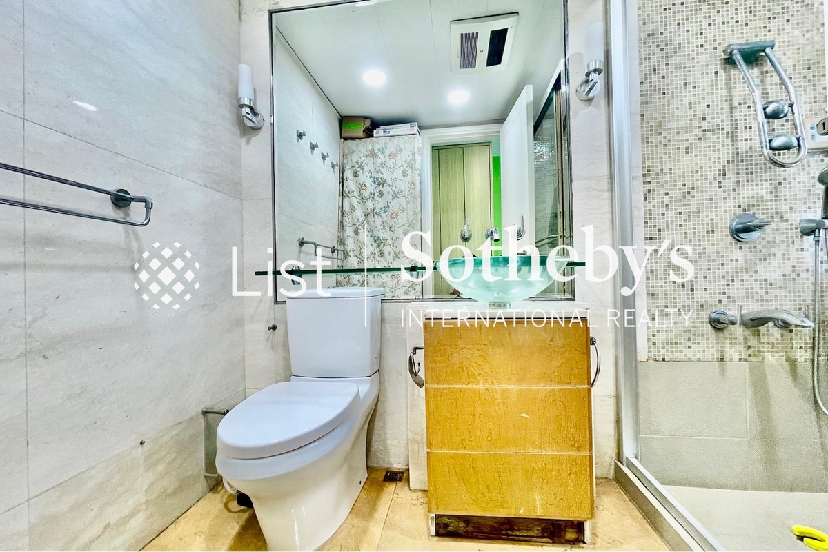 Residence Bel-Air Phase 1 貝沙灣第1期 | Second En-suite Bathroom