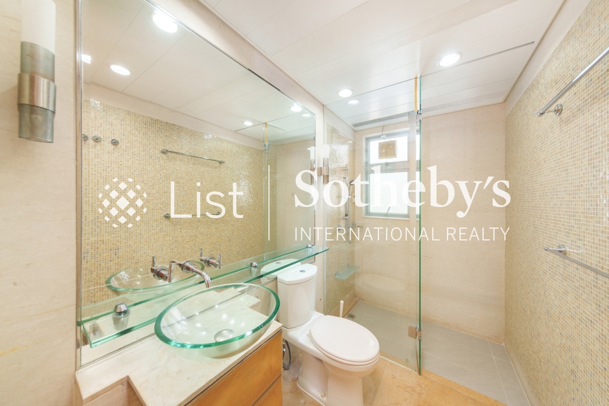 Residence Bel-Air Phase 1 貝沙灣第1期 | Guest Bathroom