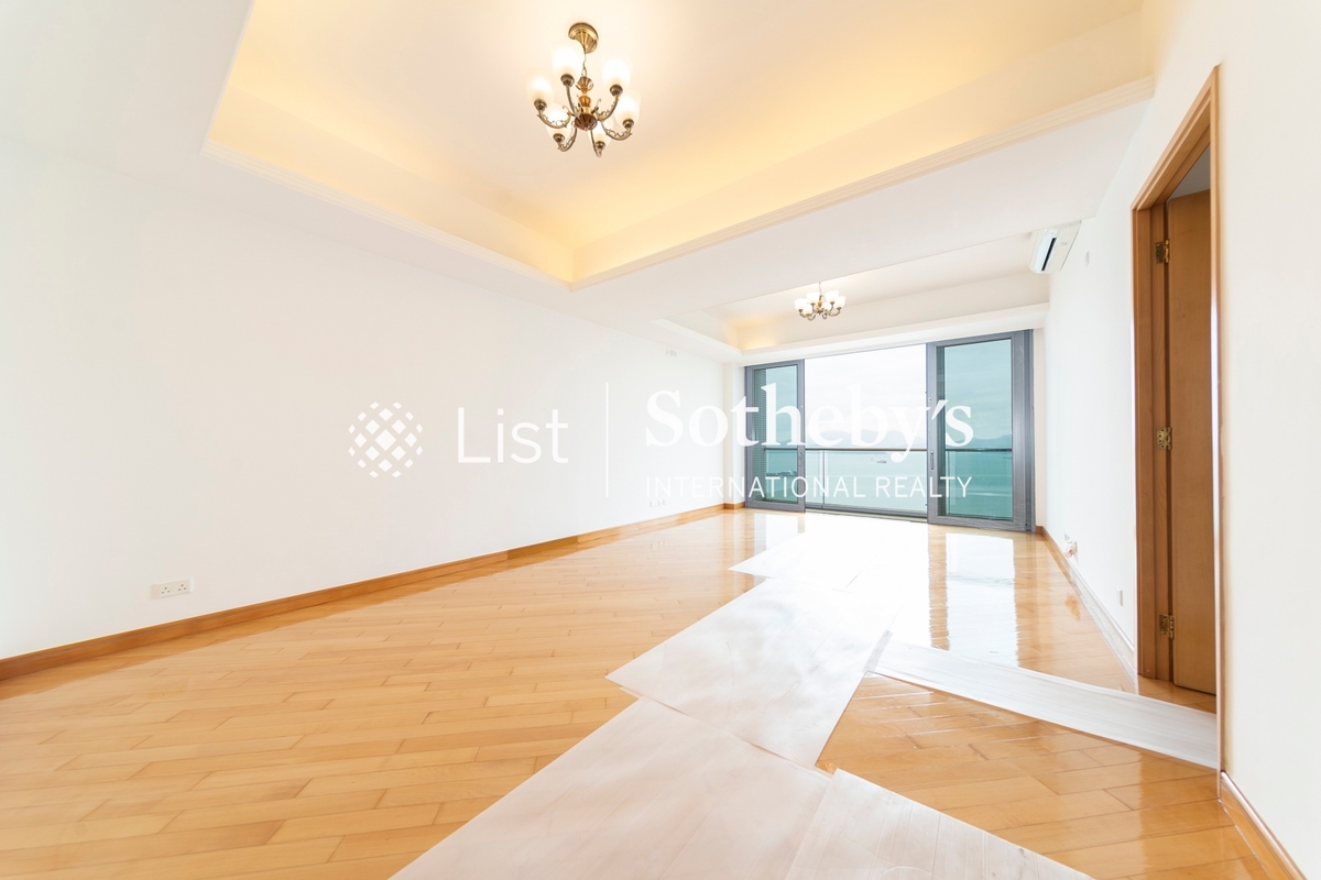 Residence Bel-Air Phase 1 贝沙湾第1期 | Living and Dining Room