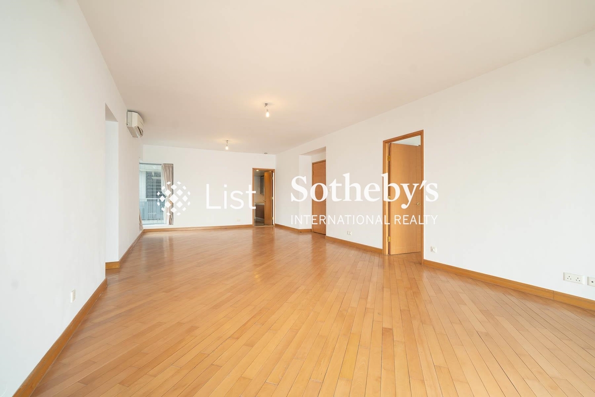 Residence Bel-Air Phase 2 South Tower 贝沙湾 2期 南岸 | Living and Dining Room