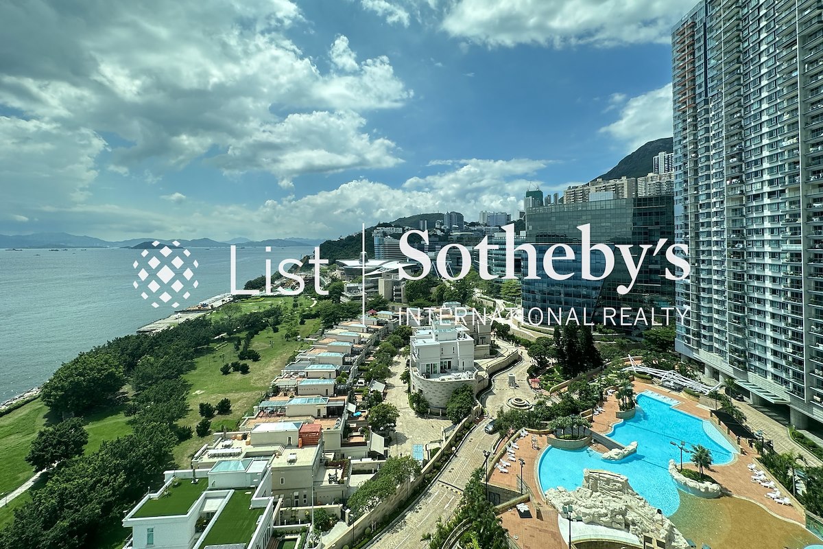 Residence Bel-Air Phase 2 South Tower 贝沙湾 2期 南岸 | View from Living and Dining Room