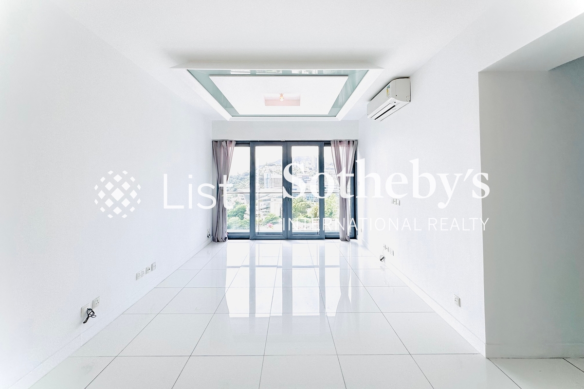 Residence Bel-Air Phase 2 South Tower 貝沙灣 2期 南岸 | Living and Dining Room