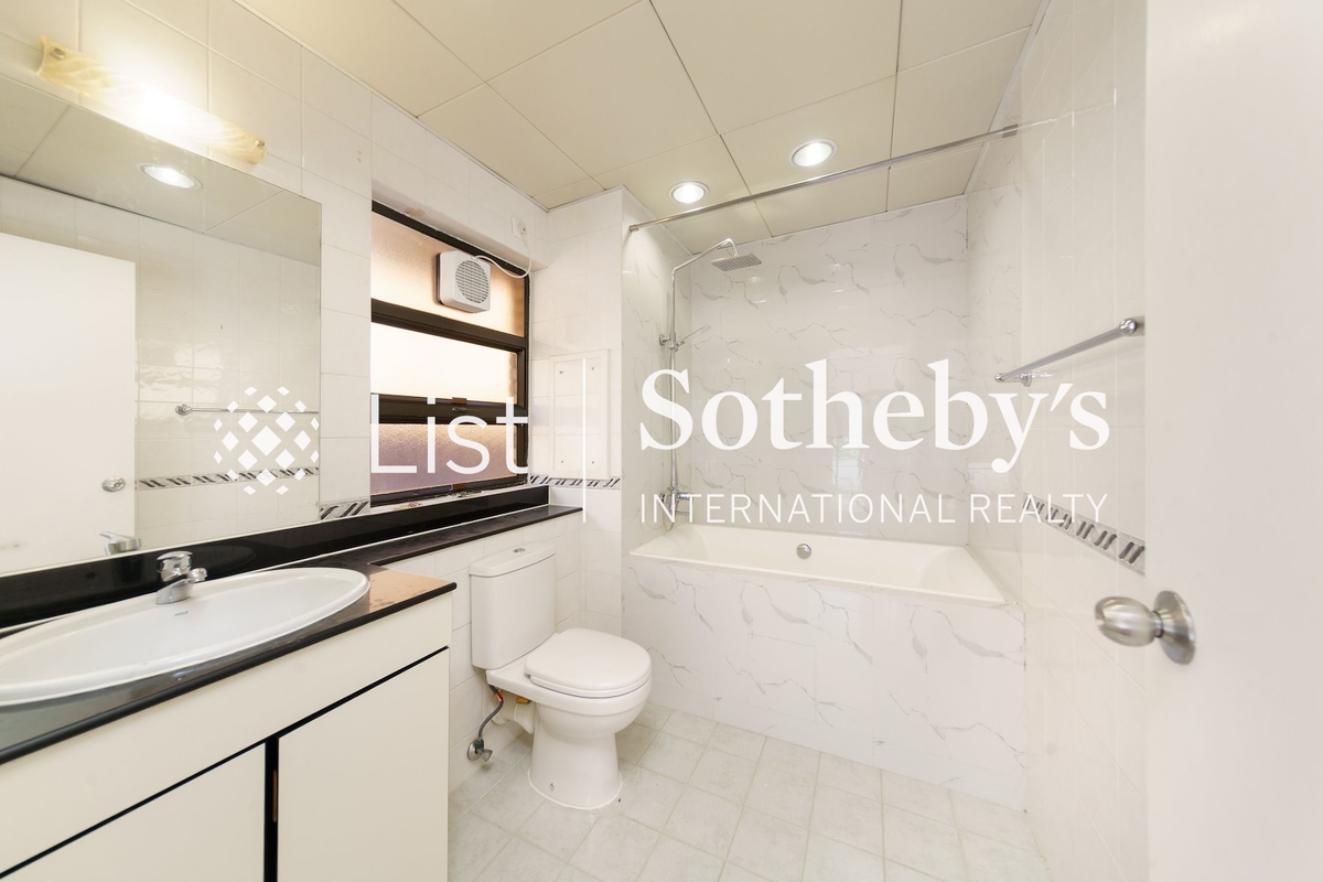 Orient Crest 東蘆 | Second En-suite Bathroom