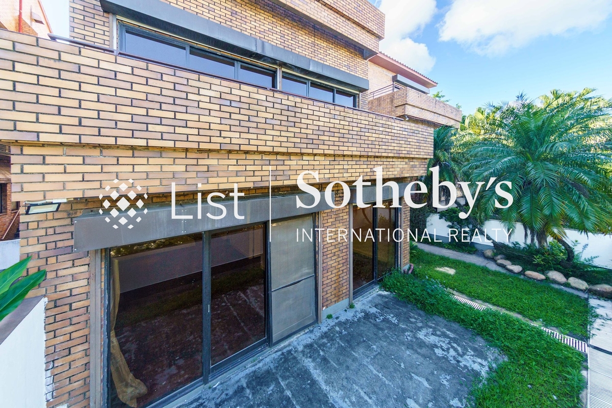 Orient Crest 東蘆 | Private Garden off Living Room