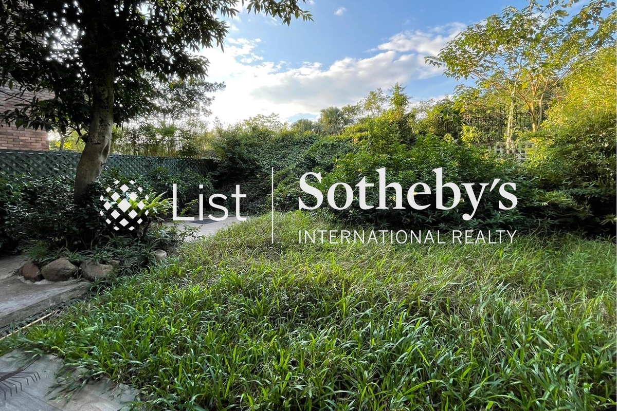 Orient Crest 東蘆 | Private Terrace off Master Bedroom