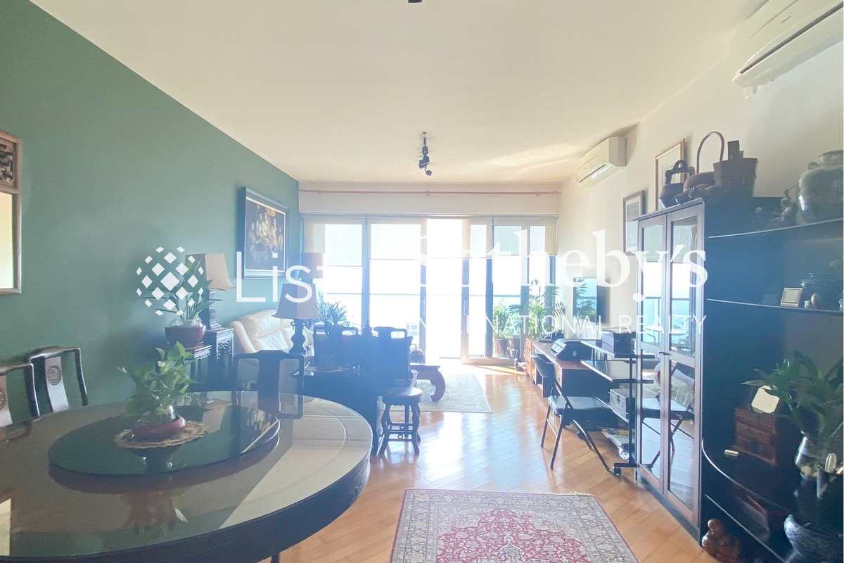 Residence Bel-Air Phase 2 South Tower 貝沙灣 2期 南岸 | Living and Dining Room
