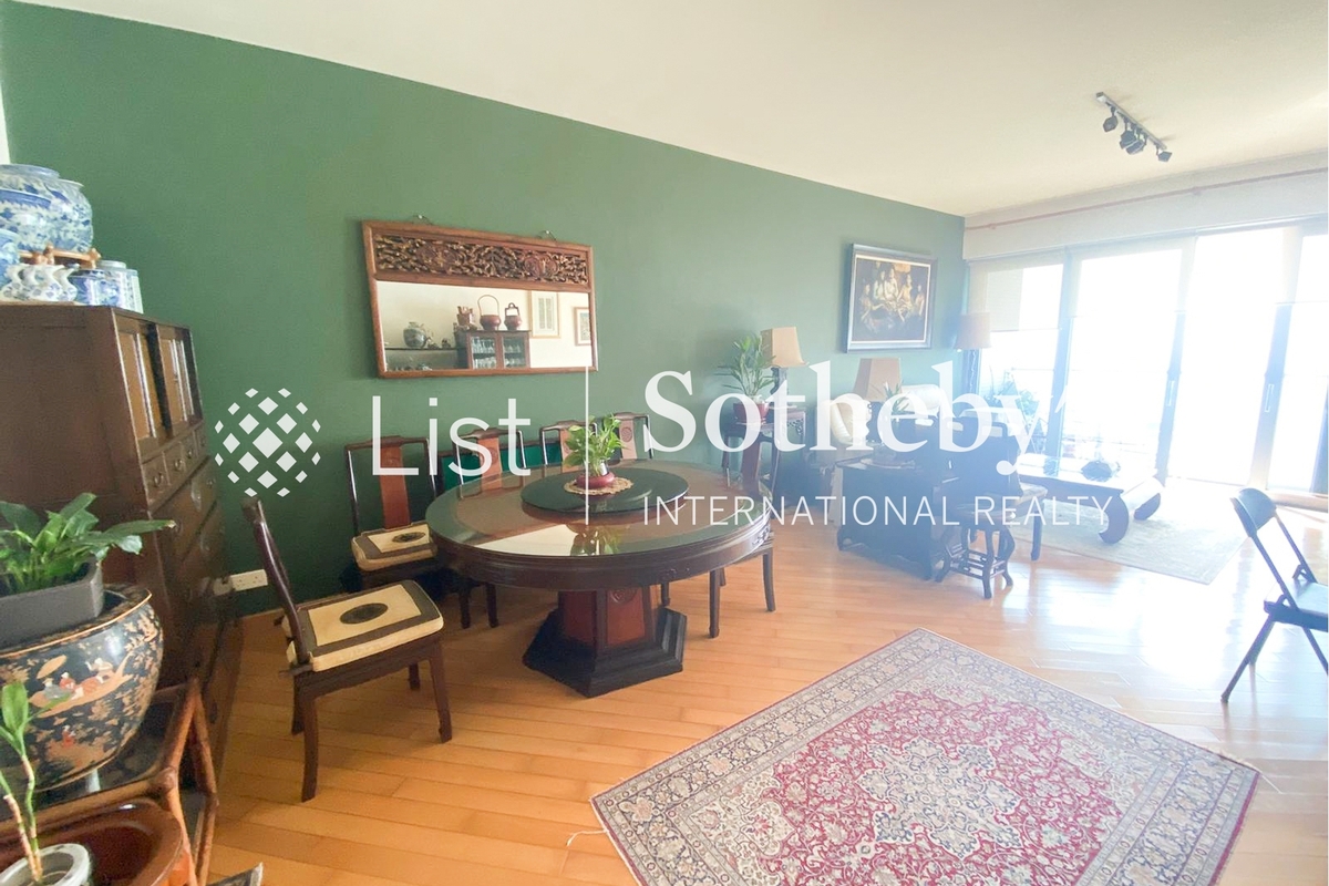 Residence Bel-Air Phase 2 South Tower 貝沙灣 2期 南岸 | Living and Dining Room