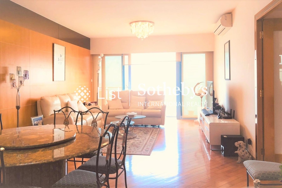 Residence Bel-Air Phase 2 South Tower 貝沙灣 2期 南岸 | Living and Dining Room