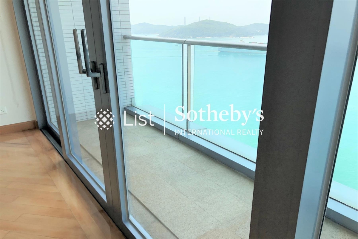 Residence Bel-Air Phase 2 South Tower 貝沙灣 2期 南岸 | Balcony off Living and Dining Room